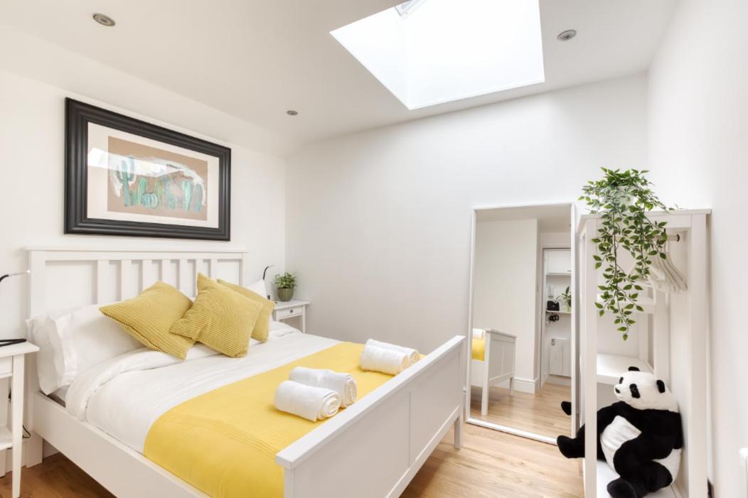 Central Bright 3 Bed Flat With Pool & Parking Edinburgh Bagian luar foto