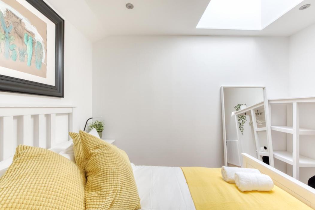 Central Bright 3 Bed Flat With Pool & Parking Edinburgh Bagian luar foto