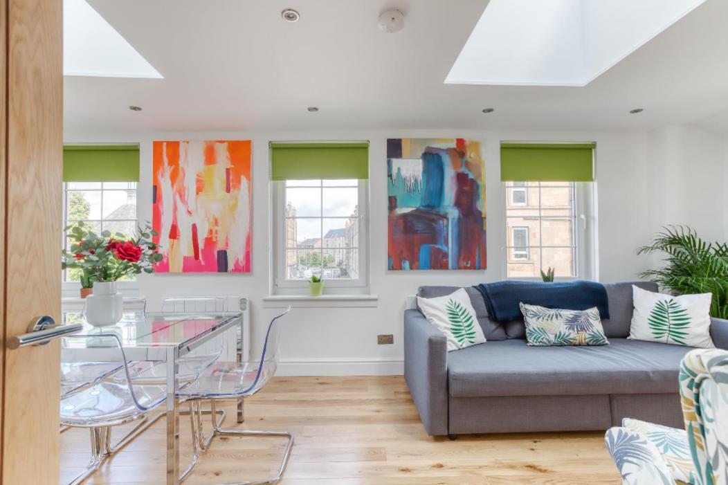 Central Bright 3 Bed Flat With Pool & Parking Edinburgh Bagian luar foto