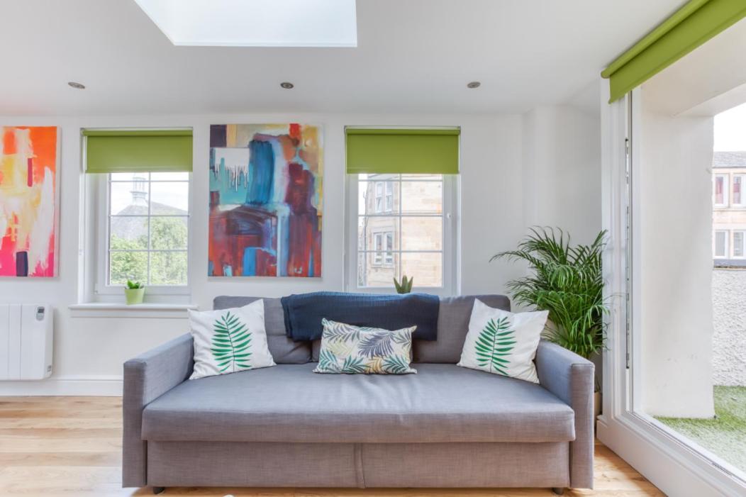 Central Bright 3 Bed Flat With Pool & Parking Edinburgh Bagian luar foto