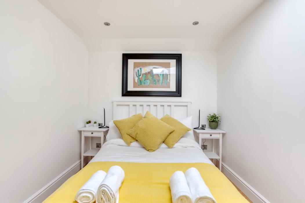 Central Bright 3 Bed Flat With Pool & Parking Edinburgh Bagian luar foto
